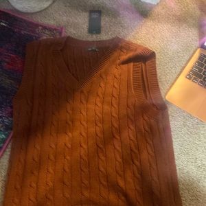 Sweater vest